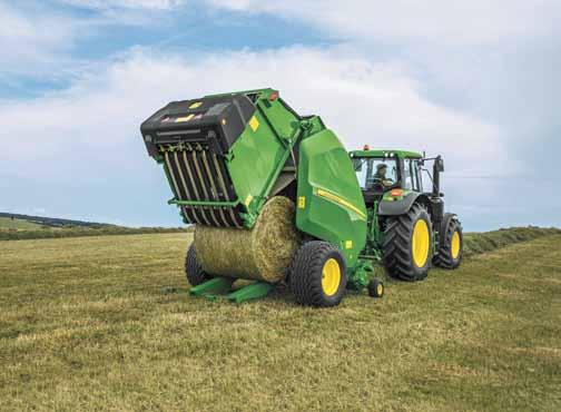 Pokazy maszyn Zmiennokomorowa prasa zwijająca John Deere V451M Wystawca: Agrotechnika Maszyny Rolnicze Krzysztof Laszuk P.U.H.