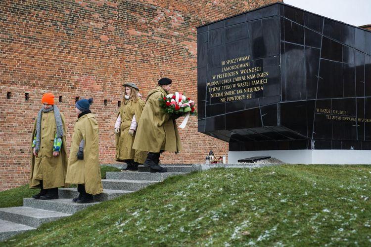 28-06-19 1/7 powtórzy się więcej ". 74 rocznica spalenia więźniów Radogoszcza 19.01.