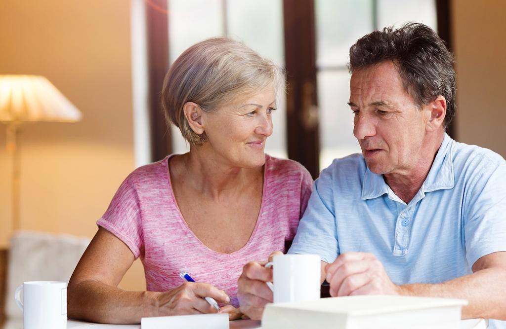 Dementia UK Zdolność poznawczą, czyli przetwarzanie informacji Osoby z demencją mogą mieć trudności z określeniem czasu i miejsca, mogą na przykład wstawać w środku nocy, aby iść do pracy, nawet