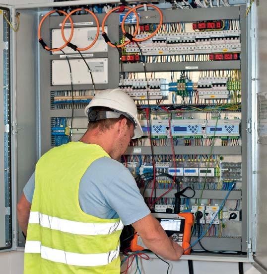 EFEKTYWNE ROZWIĄZYWANIE PROBLEMÓW JAKOŚCI ENERGII ELEKTRYCZNEJ W PRZEMYŚLE Firma ASTAT sp. z o.