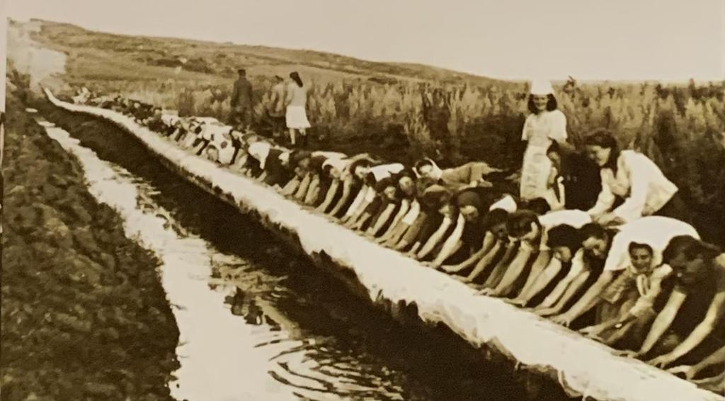 1928 W latach 20. XX wieku gaz ziemny zaczęto dostarczać gazociągami do miast leżących w pobliżu złóż. W 1928 r.