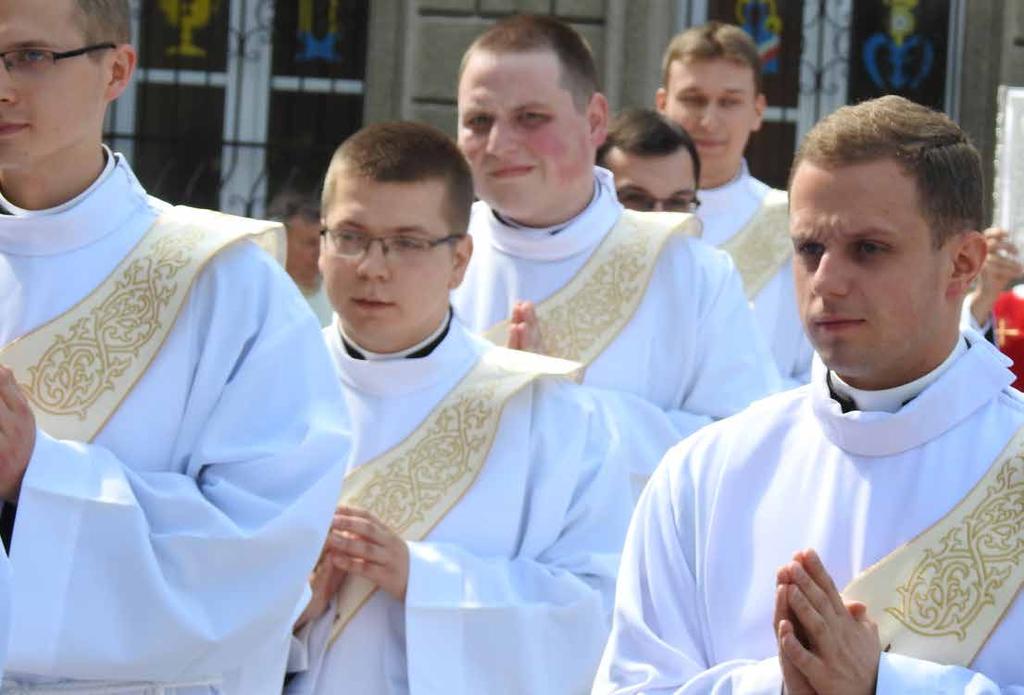 biskup pomocniczy diecezji bielsko-żywieckiej Piotr Greger oraz biskup senior