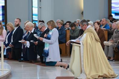 sposób przeżywania Wielkiej Nowenny Różańcowej, którą rozpoczęliśmy w tym roku w związku w dwusetną rocznicą powstania tej wspólnoty.