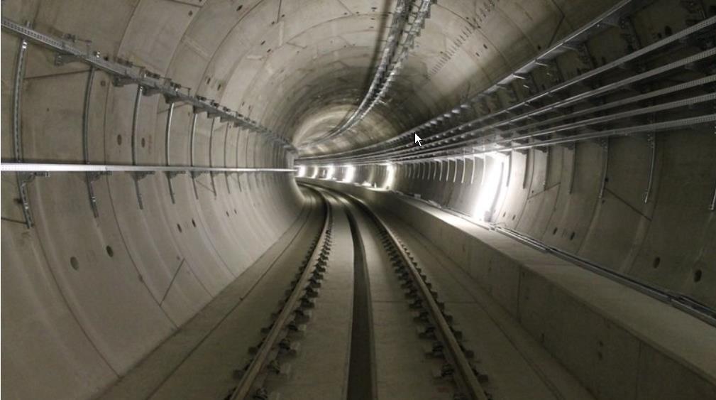 Widok wnętrza tunelu II linii