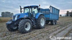 https://www. Największy traktor w Wielkiej Wsi fot. agrofoto_michalq66 New Holland T7.220 to najmocniejszy traktor, zarejestrowany w ostatnich latach w Wielkich Wsiach.