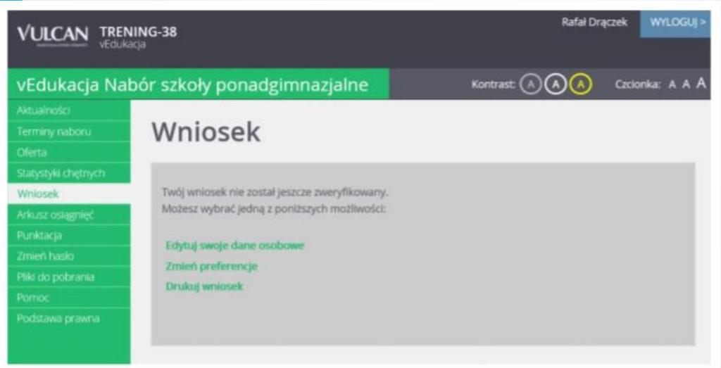 Kandydaci przy użyciu Internetu dokonują wyboru szkół i oddziałów oraz dostarczają