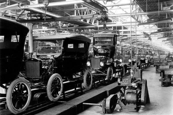 Rewolucja przemysłowa # Ford