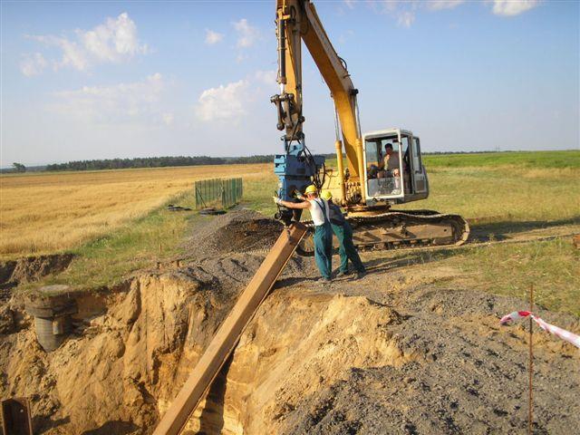 Budowa kolektora tłocznego z SSE Wykroty przez miejscowości Godzieszów, Gierałtów do Nowogrodźca Zadanie Budowa sieci kanalizacyjnej tłocznej