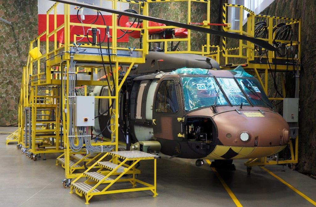 Korzyści przemysłowe Dla PZL Mielec i 1700-osobowej załogi wytwórni oraz kilkuset dostawców (większość to członkowie Doliny Lotniczej) przyjęcie tego zlecenia jest dużym wyzwaniem.