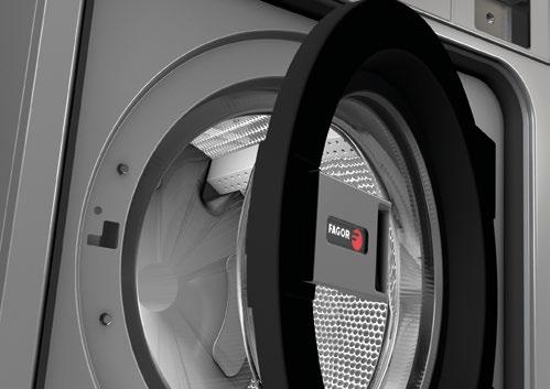 PROFESJONALNE PRALNICTWO SERIA COMPACT 04. DUŻE I SOLIDNE DRZWI 05. USZCZELKA Pralnicowirówka posiada solidne aluminiowe drzwi z takim samym zamkiem jak seria przemysłowa.