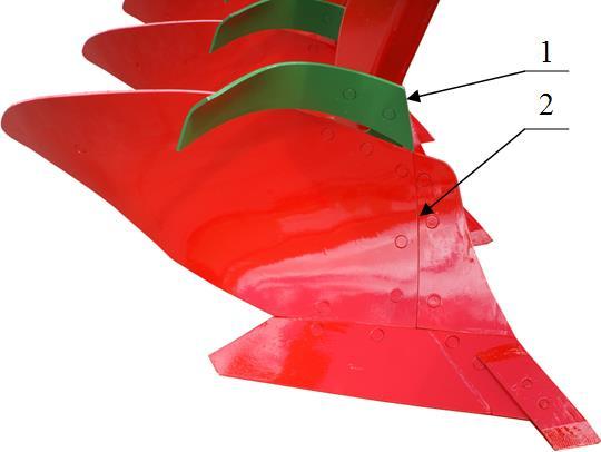 3.2 Regulacja kroju: głębokość pracy kroju powinna być regulowana w zależności od głębokości orki, 1/3 kroju talerzowego powinna znajdować się w