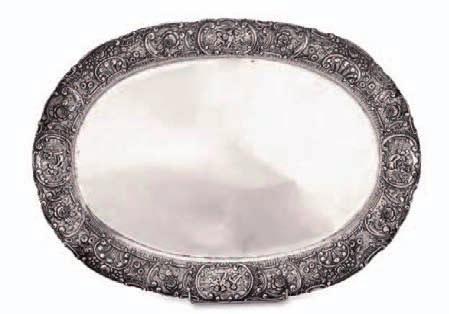 423 Taca Niemcy, po 1888 r. srebro pr. 0,800, m. 1388 g wys. 37,5 cm, szer.