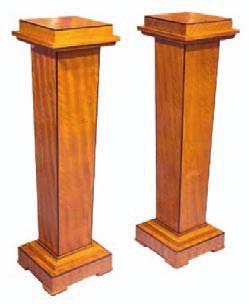 127 36 36 cm cena wywoławcza: 5 000 zł 457 Stół biedermeier