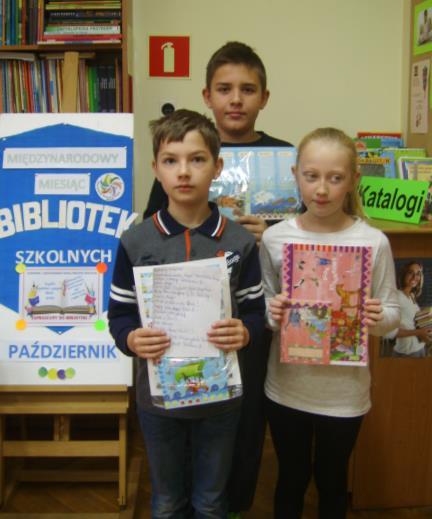 Biblioteka naszej szkoły, włączając się w obchody MMBS zachęcała uczniów do obcowania z książką poprzez zabawy konkursy i inne działania mające na celu popularyzację czytelnictwa.