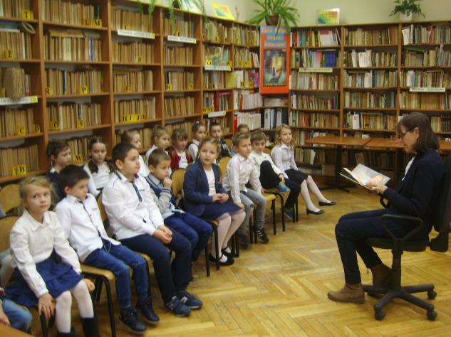 Tym razem były to Bajki o pieskach, które wzbudziły ogromne zainteresowanie uczniów.