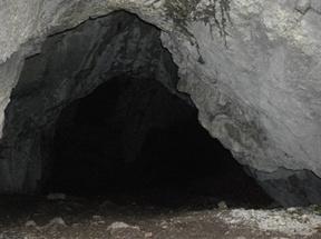 18 206 65 91 49 17'24"N 19 56'39"E na mapie:m Kościelisko Punkt widokowy na Butorowym Wierchu Miejscem z którego można podziwiać jeden z najwspanialszych widoków na polskie Tatry jest południowo