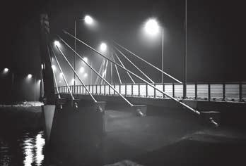 Sąd Konkursowy w składzie: Jerzy Makowski (Warszawa), Ewa Michalak (Rzeszów), Marek Mistewicz (Warszawa), Andrzej Niemierko (Warszawa) przewodniczący i Jadwiga Wrzesińska (Warszawa) po