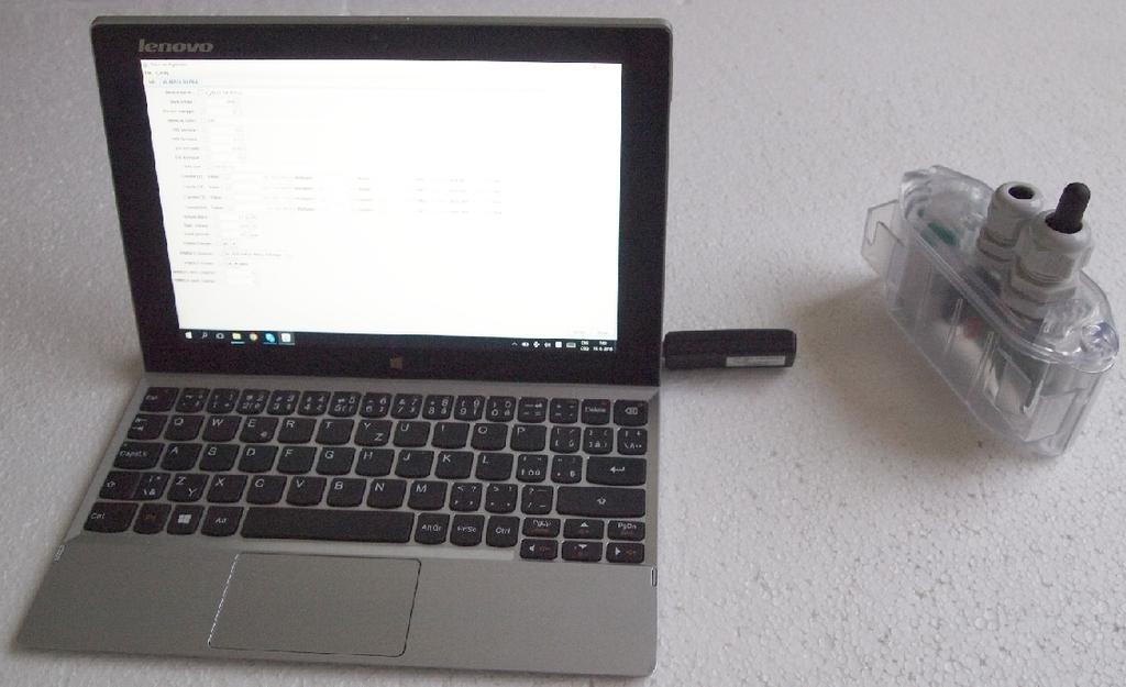 Obr. 7: Konfigurace modulu přes optický převodník Po provedení instalace programu Java Runtime Environment nainstalujeme ovladač pro podporu sériových portů v prostředí Java.