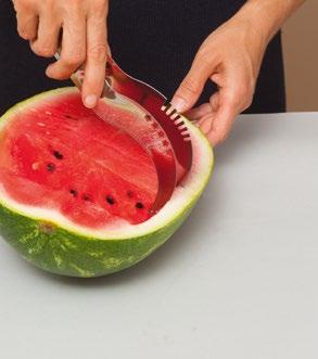 układa się w dłoni.