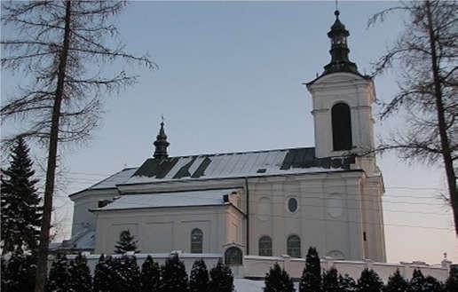 III STACJA DROGI 6. Kierujemy się nadal główną drogą i po ok.900m znajduje się kościół pw.