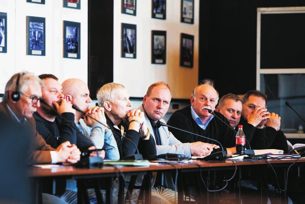 WIADOMOŒCI RYBACKIE stępnymi uprawnieniami do połowów.