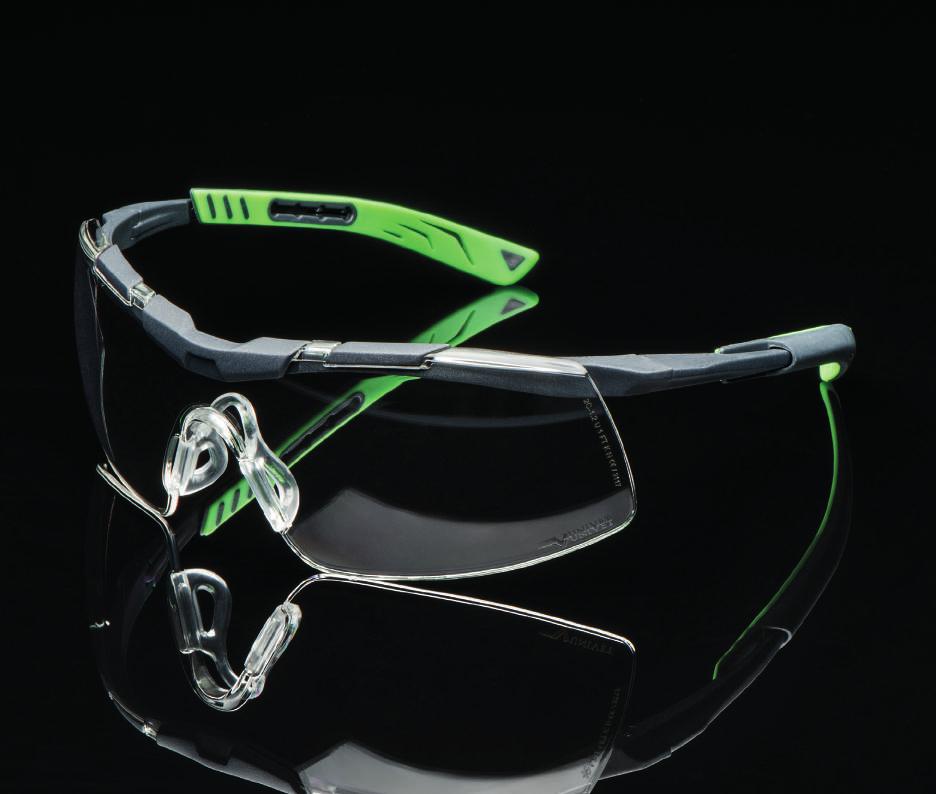 5X6 26 g Sportowe i przylegające do twarzy Soczewki w technologii FLD (Floating Lens Design) Regulacja długości zauszników z technologią SoftPad Lekkie i komfortowe, idealne do długotrwałego