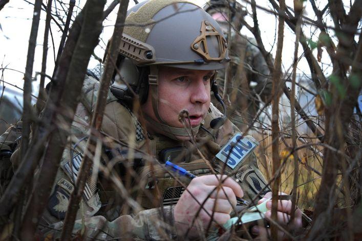 Fot. USAF Możliwość otrzymania wsparcia od sojuszników jest więc czynnikiem odstraszającym, a wyszkolenie i wyposażenie żołnierzy w systemy laserowego podświetlania celów może zwiększyć skuteczność