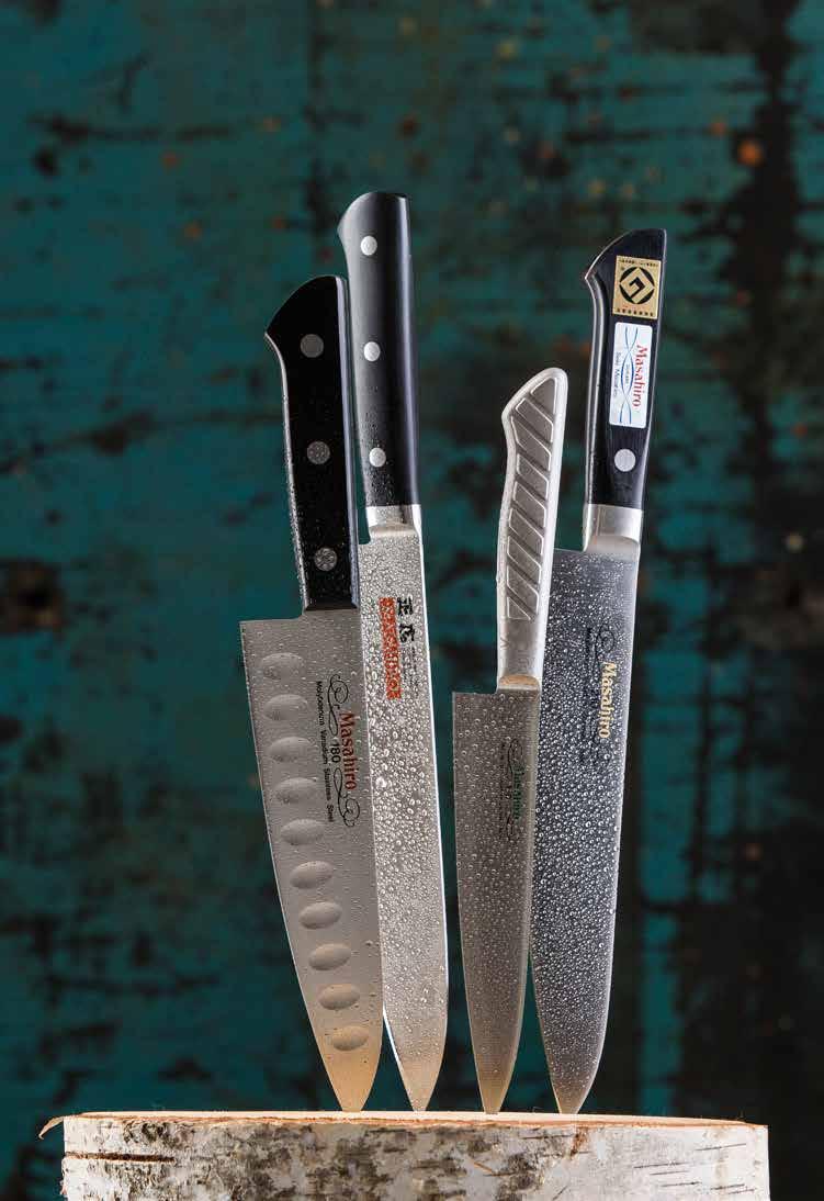 nożopedia chwyty noża Produkty Chwyt dla noży typu: Chef (szefa kuchni), Deba, Santoku, Nakiri Jest to jedna z najbardziej wszechstronnych technik i jest zalecana do większości zastosowań.