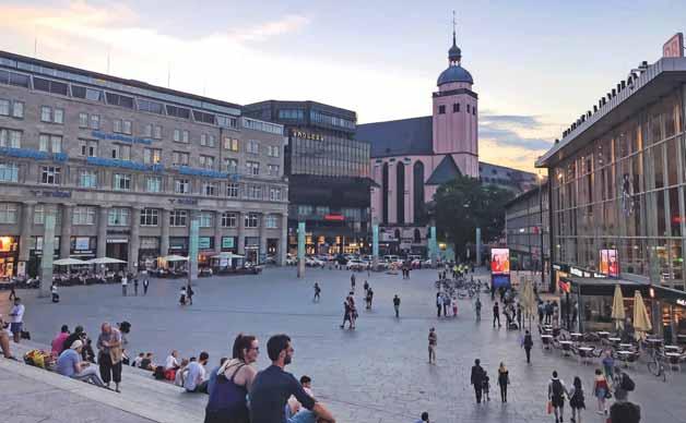 There are many places to choose from for a coffee break in Cologne. Traditional coffeehouses and third wave coffeehouses are in every corner of the city.