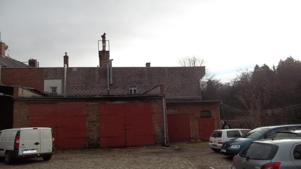 32,55 m² Stawka czynszu: 6,00 zł/m² (słownie: sześć złotych 00/100 groszy za 1 metr kwadratowy netto miesięcznie) Pomieszczenia gospodarcze o łącznej powierzchni 18,59 m²: -