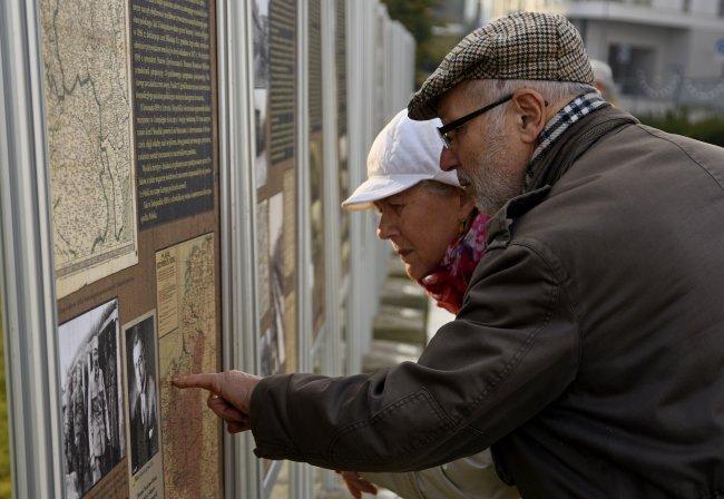 Przeczytaj o pomorskiej niepodległości Należy stworzyć niepodległe państwo polskie ( ) z wolnym dostępem do morza - te historyczne słowa silnie łączą okrągłą rocznicę odzyskania przez Polskę