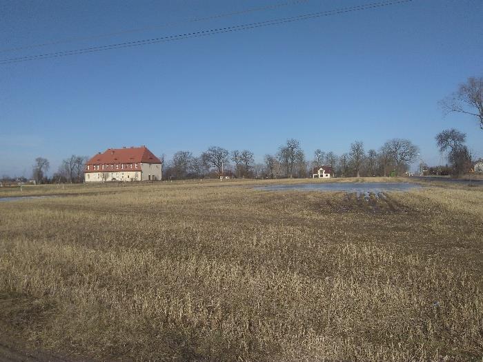 Mapa 6. Lokalizacja przestrzeni zdegradowanej w miejscowości Mirakowo Źródło: Urząd Gminy Chełmża.