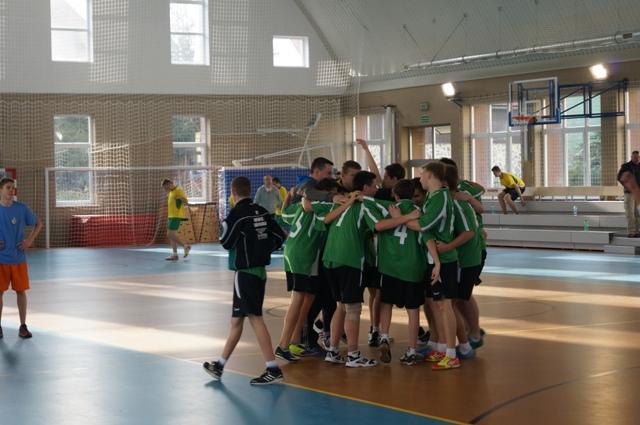 Garbiec Patryk, Kawaler Wojciech, Sordyl Jakub, Nazaruk Michał, Kruczkowski Szymon, Jezioro, Kamil, Ryżyński Gracjan, opiekun Bialic Marek Gimnazjum Wleń: Kowaliszyn Kornel, Kulas Jacek, Wolski