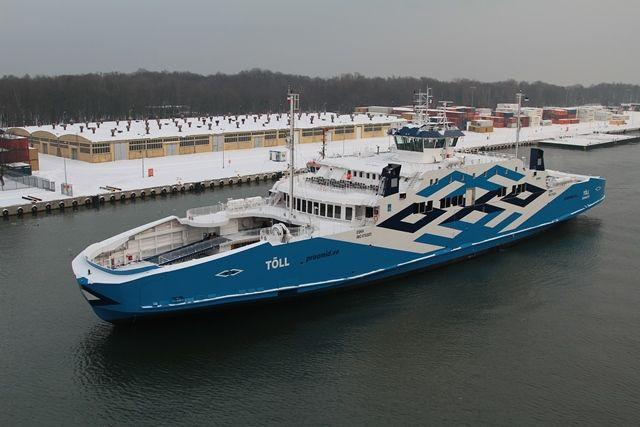 W spełnieniu wymagań odnośnie klasy lodowej stocznia Remontowa Shipbuilding zamierza skorzystać z doświadczeń w budowie m.in. dwustronnego promu Toll. Fot. M.