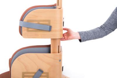 Dopasowania fotelika do pacjenta dokonuje wyłącznie personel odpowiednio przeszkolony! Do konfiguracji urządzenia należy używać klucza obsługowego znajdującego się wewnątrz klina międzyudowego.