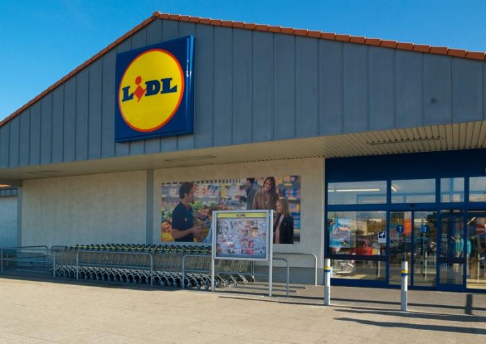 Sklep sieci Lidl w Polsce, fot. materiały własne Dodatkowo zwiększony popyt konsumpcyjny w 2016 r.