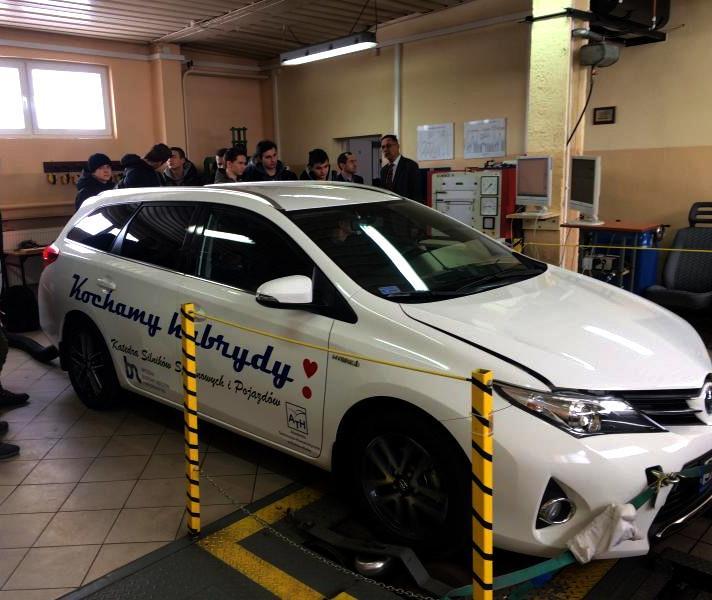 Wykłady i zajęcia laboratoryjne na terenie Uczelni dla uczniów ZSSiO.