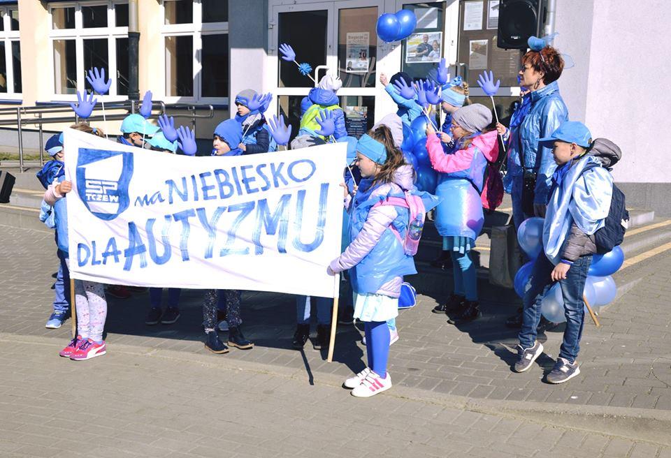 Dziennik Bałtycki Numer 4 06/2019 Strona 2 MIĘDZYSZKOLNE WYDARZENIA Marsz i Festyn na Niebiesko dla Autyzmu Światowy Dzień Świadomości Autyzmu obchodzimy 2.