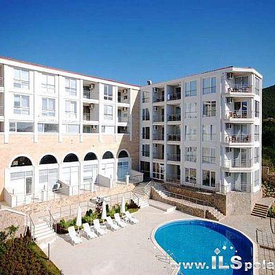 NA MORZE W LUKSUSOWYM KOMPLEKSIE TYLKO 300 M OD PLAŻY ZA JEDYNE 416,46 EUR/M2!