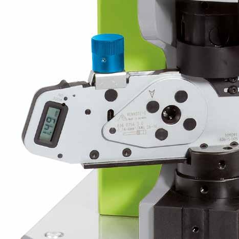 Battery-powered hydraulic crimp tool HC 20 Electro-hydraulic Li-Ion battery-powered tool for crimpin turned male and female contacts 20 kn pressure 2.