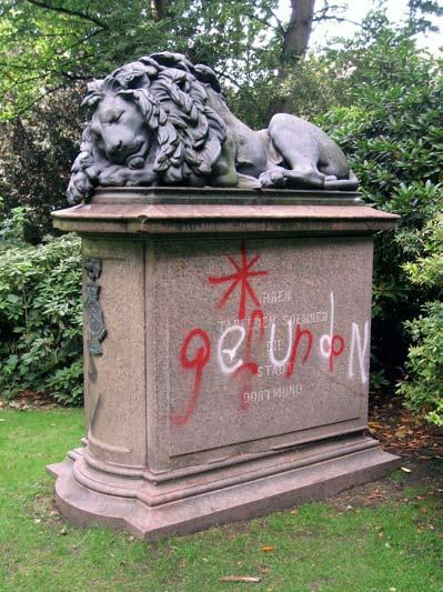 Piotr Jeleśniański, Anna Syska, Agnieszka Woźniakowska Hagen-Haspe cynkowy galwanizowany odlew Lwa śpiącego z 1874 roku, element pomnika mieszkańców gminy Haspe poległych w wojnach w latach 1866 i
