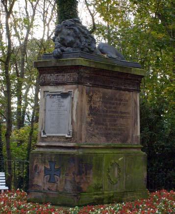 Piotr Jeleśniański, Anna Syska, Agnieszka Woźniakowska Mainz (Moguncja) brązowy odlew Lwa śpiącego z 1874 roku, element pomnika ku czci poległych w wojnie 1870 1871.