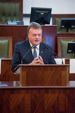 Fot. Wicewojewoda Robert Magdziarz, Rektor Politechniki Śląskiej Arkadiusz Mężyk Prezes SEP Piotr Szymczak Konferencja odbyła się w zabytkowej, historycznej Sali Sejmu Śląskiego.