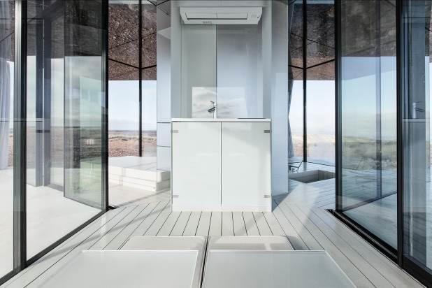 La Casa del Desierto projekt Guardian Glass, perfekcyjne wnętrza w