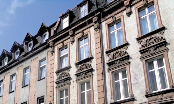 3 INWESTYCJE Dotacja na remont drogi Remonty dróg ciąg dalszy Nowe miejsca wypoczynku Dodatkowa stacja wypożyczeń Stary Bytków z siłownią i