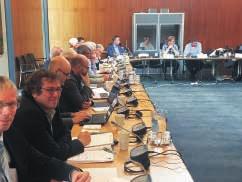 WIADOMOŒCI RYBACKIE K. Wysocka Wykład Uwe Krumme Prezydium BSAC Kontynuowane będą dyskusje nad nowym rozporządzeniem ds. kontroli. Przygotowane w czasie spotkania Grupy Roboczej ds.