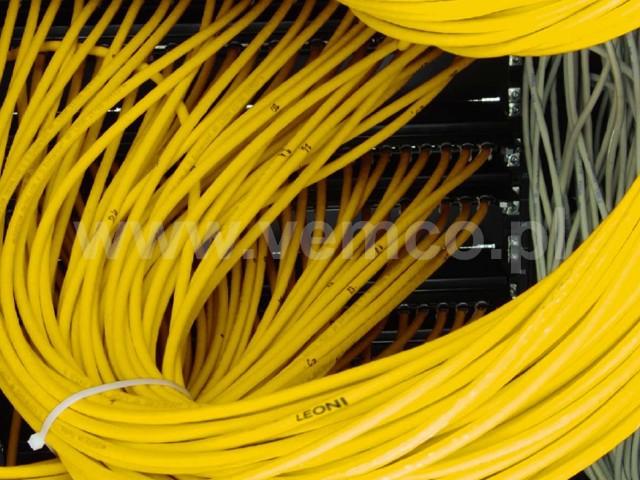 Gwarancja na system 15 + 5 + 5 Instalacje okablowania strukturalnego wykonane w całości na produktach systemu MegaLineNet firmy LEONI-Kerpen mają prawo ubiegać się o certyfikat i objęcie instalacji