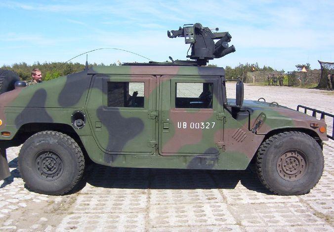 Polskim siłom zbrojnym będzie przypuszczalnie proponowany pojazd HMMWV fot. M.Dura Inspektorat Uzbrojenia wskazał jednak w ogłoszeniu opublikowanym 23 lipca br.