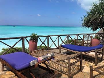 Główne atrakcje wyjazdu na zanzibar wypoczynek w komfortowym hotelu z basenem nad oceanem doskonała kuchnia - świeże ryby i owoce morza piękne plaże i