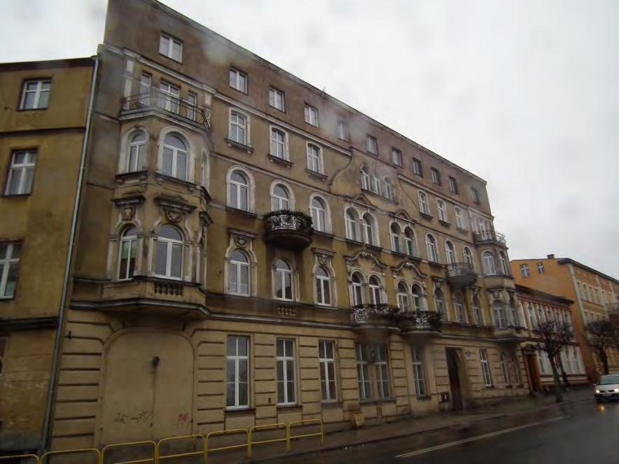 wymiana rynien i rur spustowych na tytanowo - cynkowe ul. Piłsudskiego 15 - budynek mieszkalny 1886r.